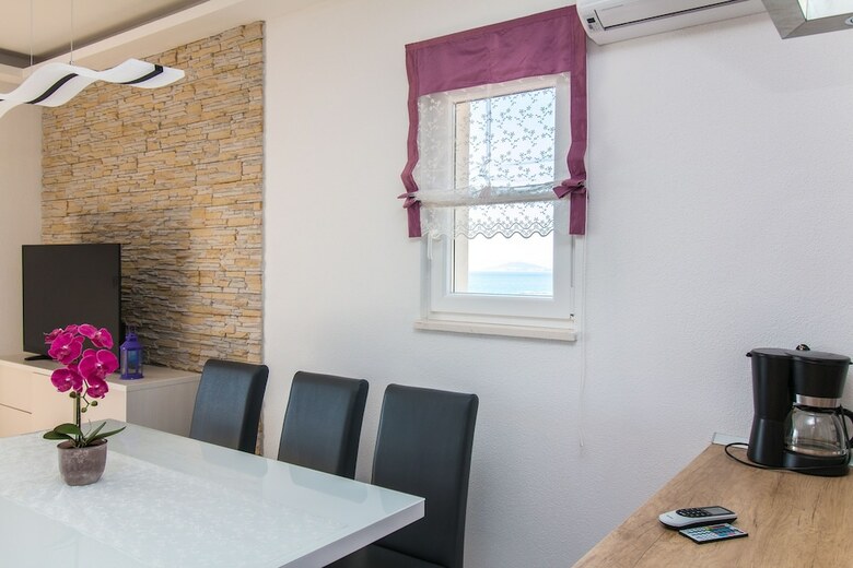 Apartments Rakuljic