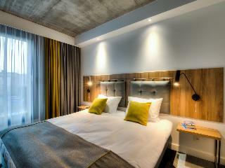 Hotel Lwowska 1
