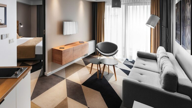 Hotel Lwowska 1