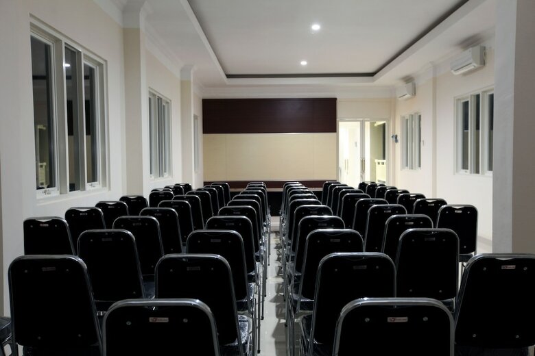 Hotel Saras City Tuban