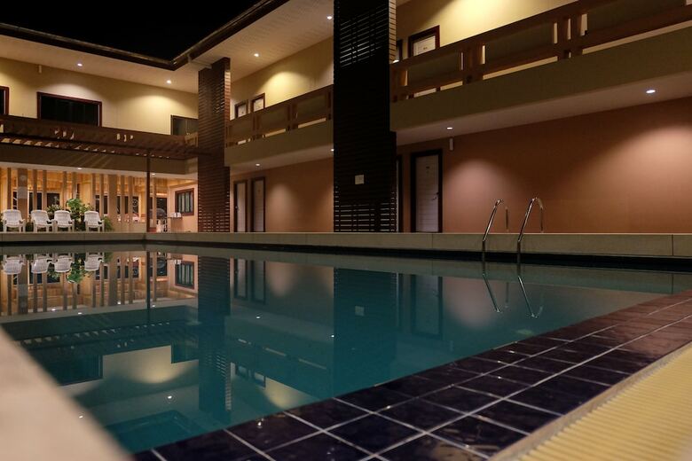 Hotel Juntima Place At Amphawa