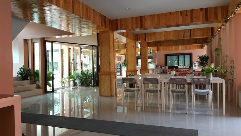 Hotel Juntima Place At Amphawa