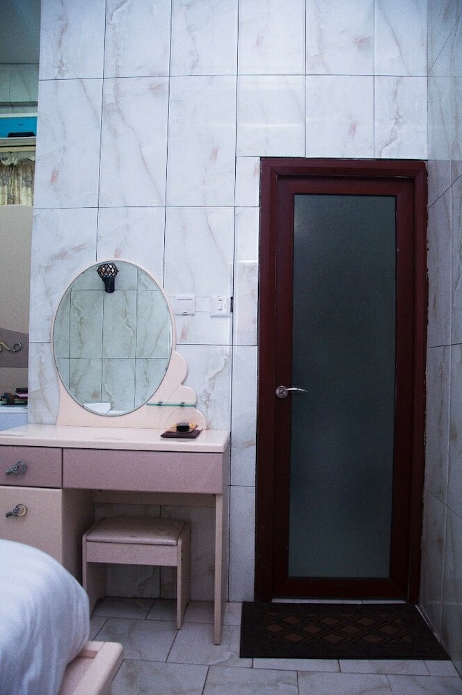 Hotel Jata Events And Suites