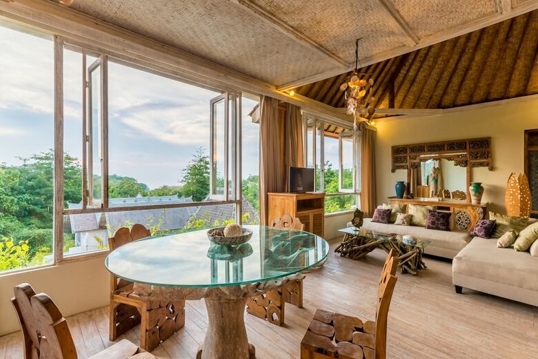 Hotel Boho Bingin Beach