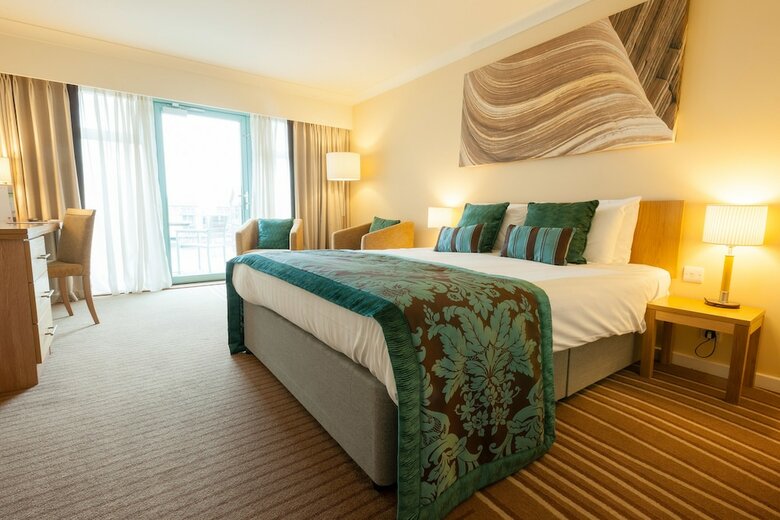 Hotel De Vere Cotswold Water Park
