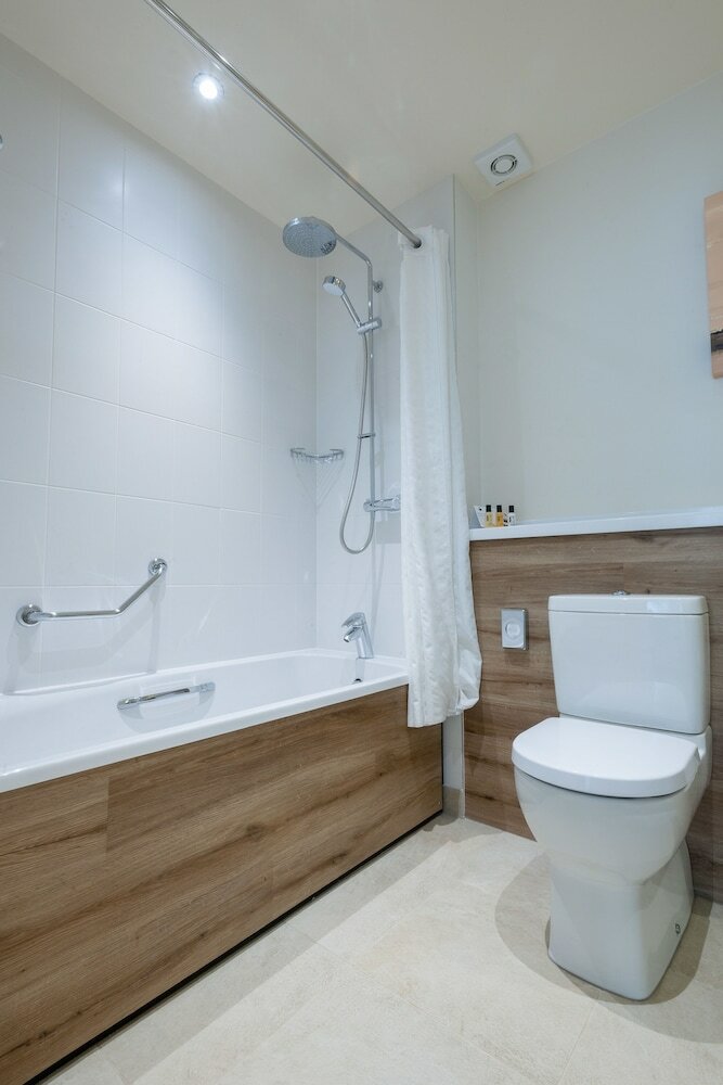 Hotel De Vere Cotswold Water Park