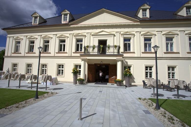 Hotel Z�me?ek Petrovice