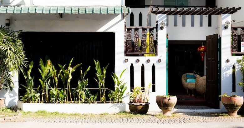 Hotel V Lodge