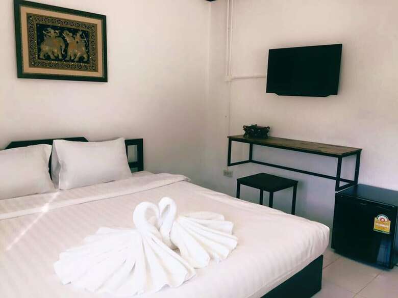 Hotel V Lodge