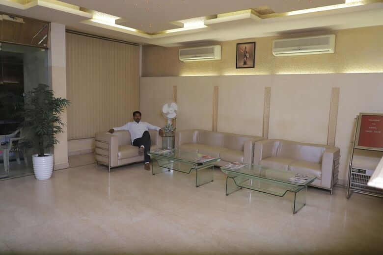 Hotel Singh Sahib