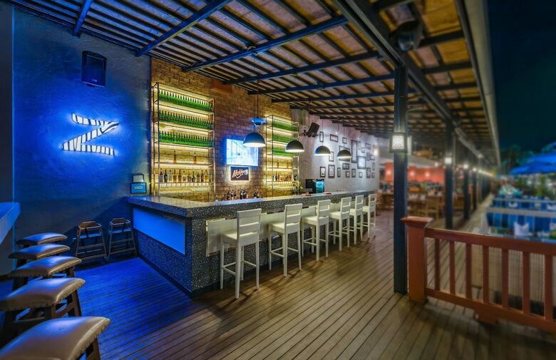 Hotel Kata Sea Breeze Resort