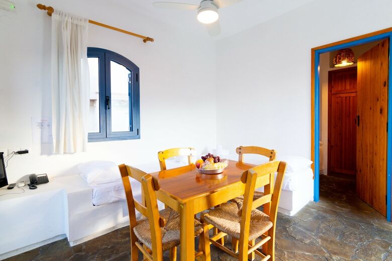 Apartamentos Okirroi Villas