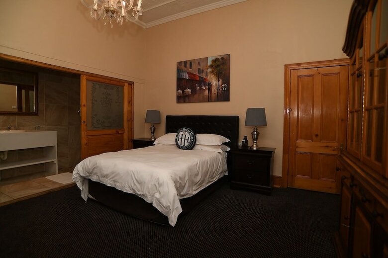 The Halfway House Hotel