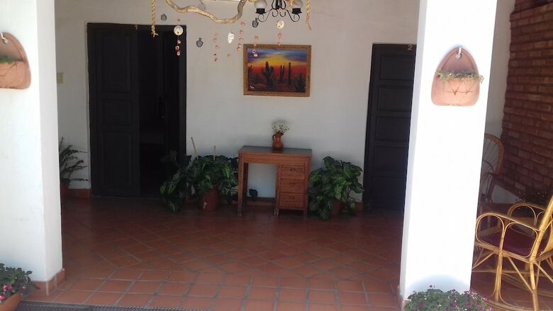Hostal Tierra De Vinos