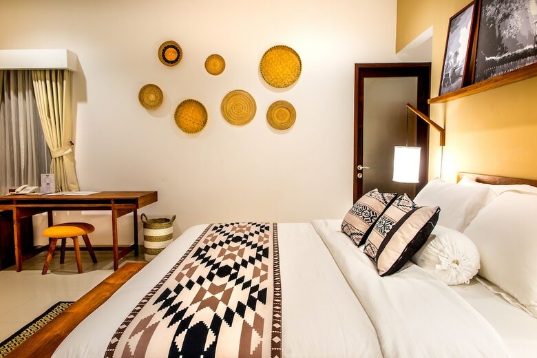 Bed & Breakfast Utara Villas