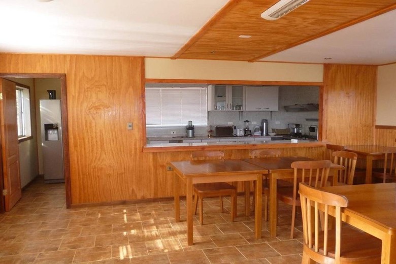 Inaki Uhi Hotel
