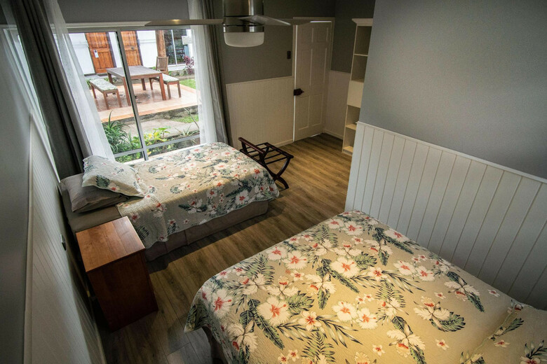 Inaki Uhi Hotel