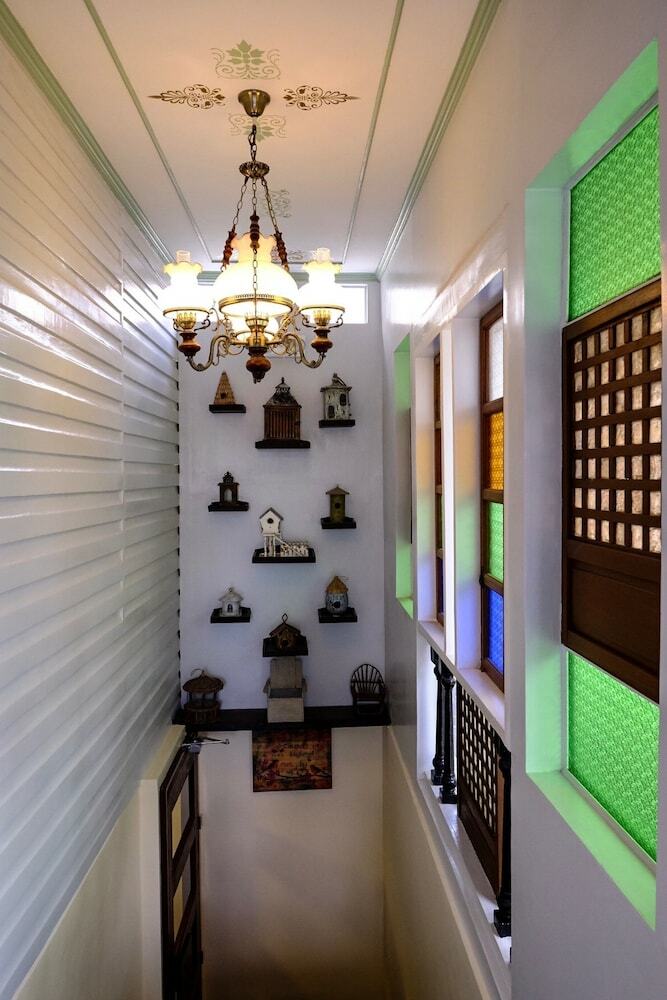 Hotel Park Avenue Guesthouse 2443