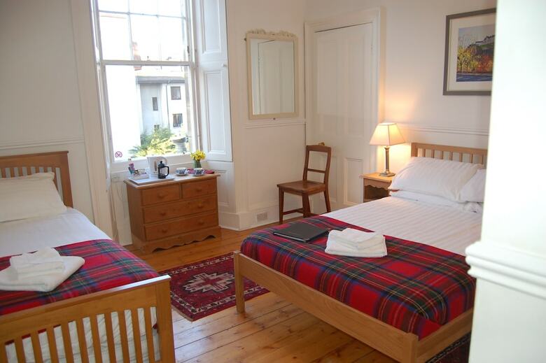 Bed & Breakfast Emmaus Guest House Edinburgh
