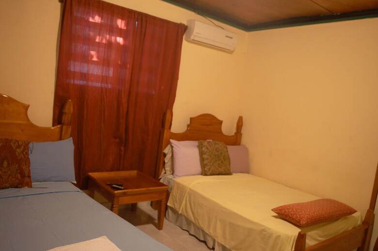 Hotel Pc Entreprises Guest House