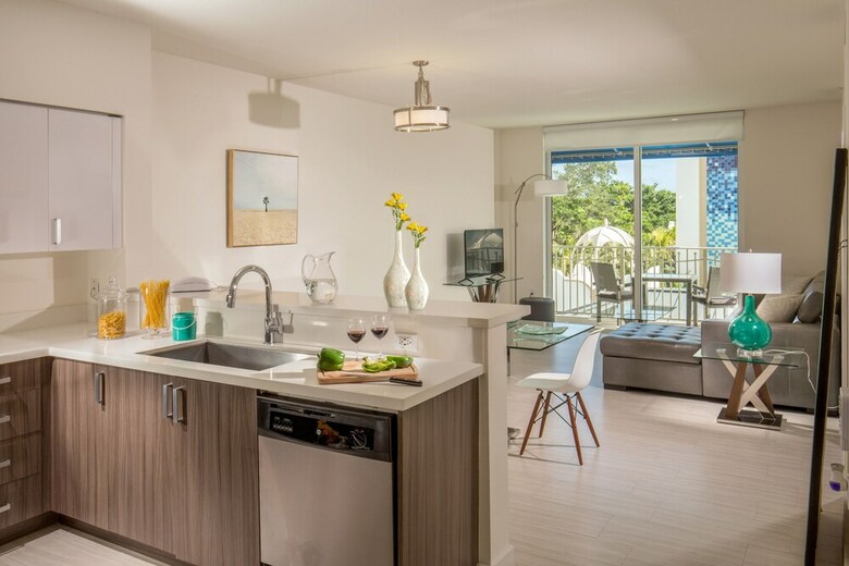 Mare Azur Design District Luxury Apartments
