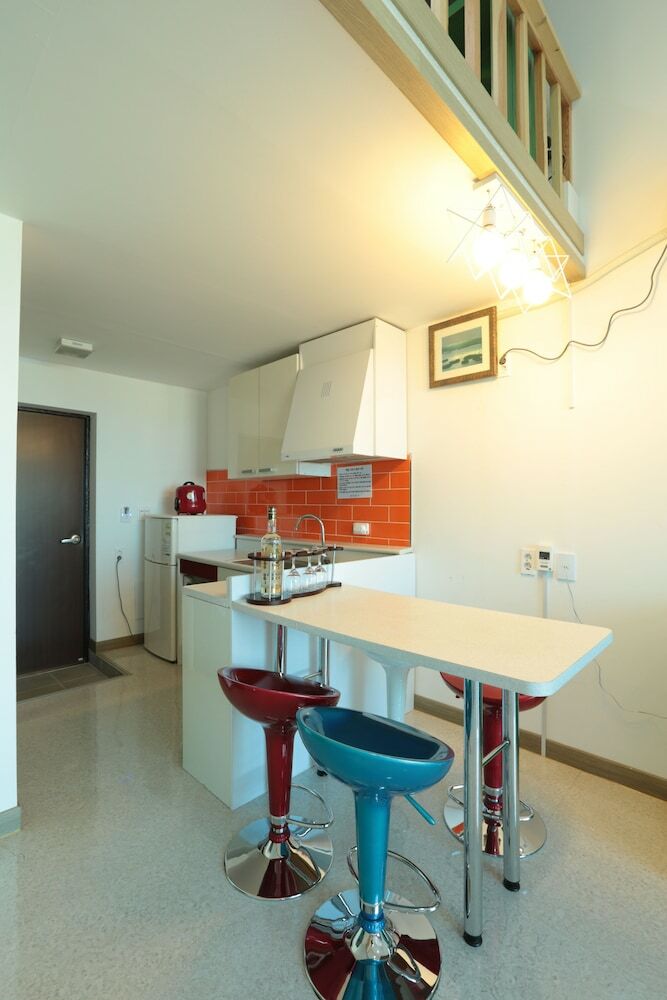 Seaview Pension