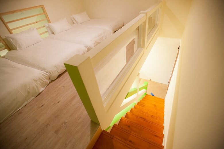 Hotel Pacific Ocean Vacation Hostel