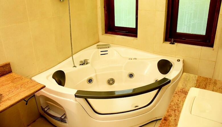 Bed & Breakfast Aronka Homestay