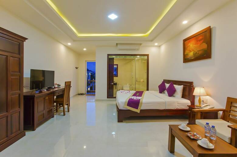 Hotel Hoi An Palmy Villa