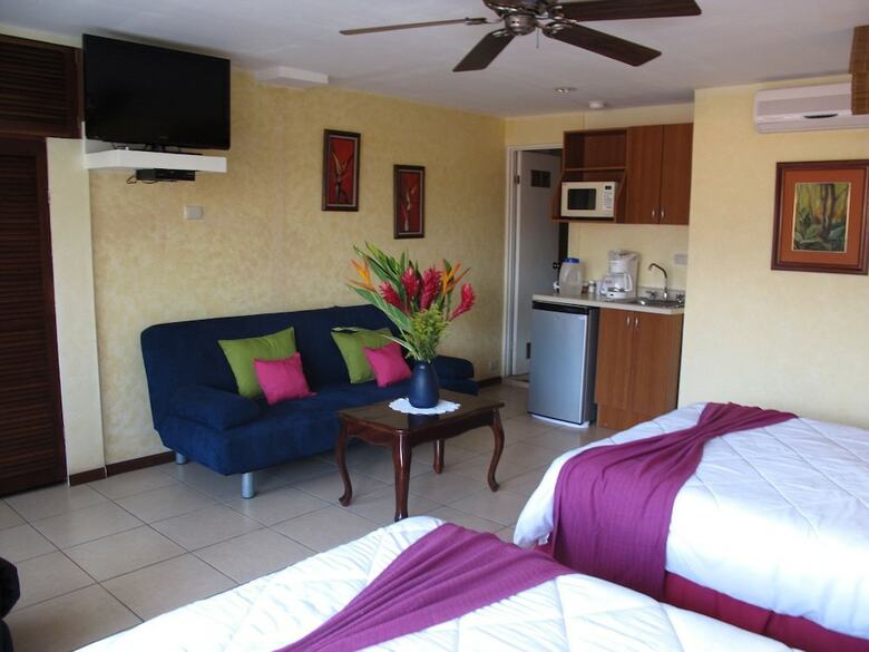 Bed & Breakfast Las Cumbres Inn