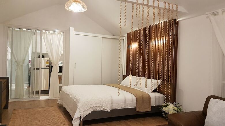 Hotel Na Kamala Homestay