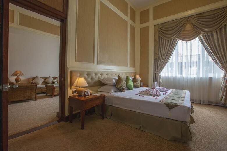 Grand Amara Hotel