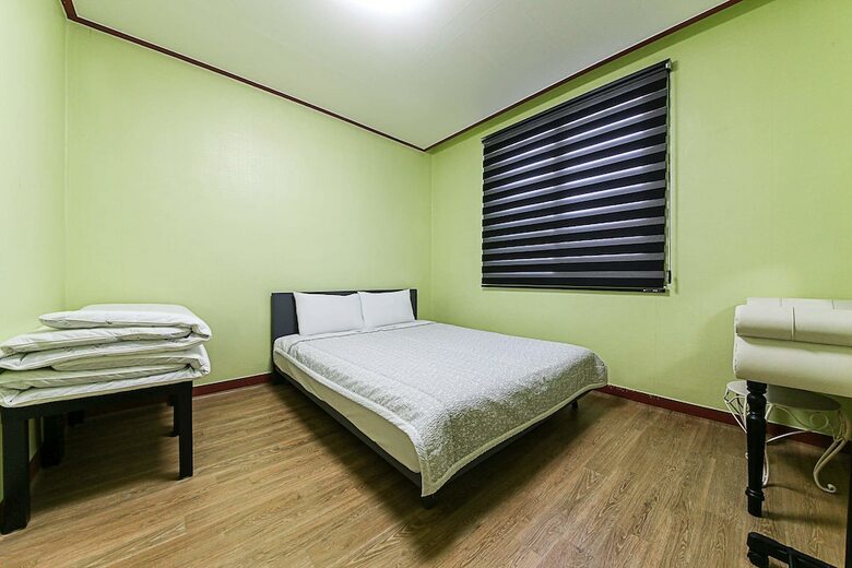 Ekonomy Hotel Sokcho