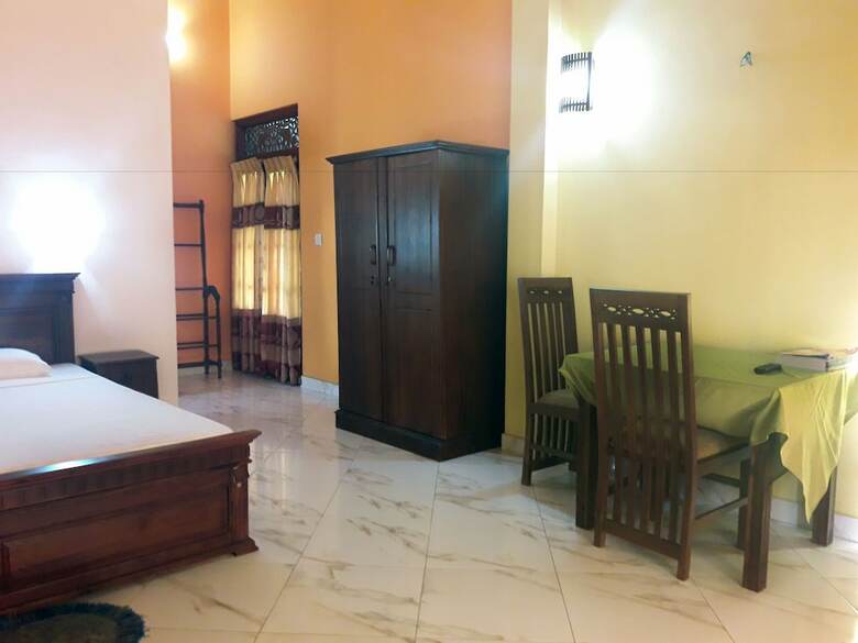 Oyo 354 Lagoon Garden Hotel