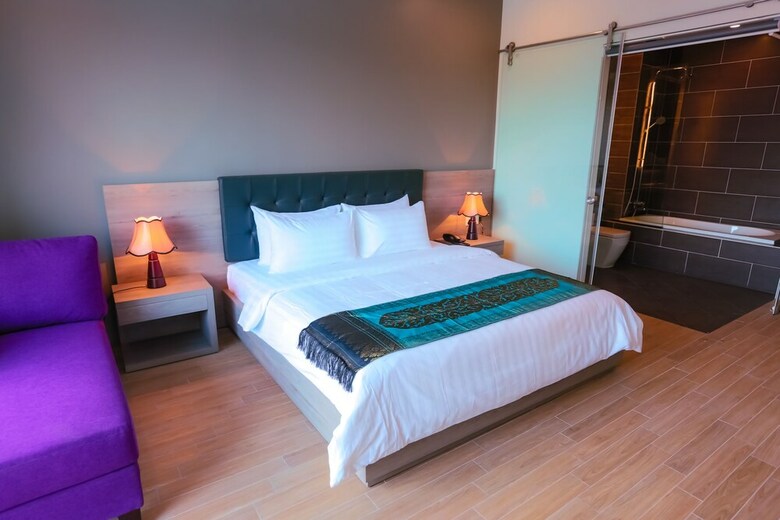 Kep Bay Hotel & Resort