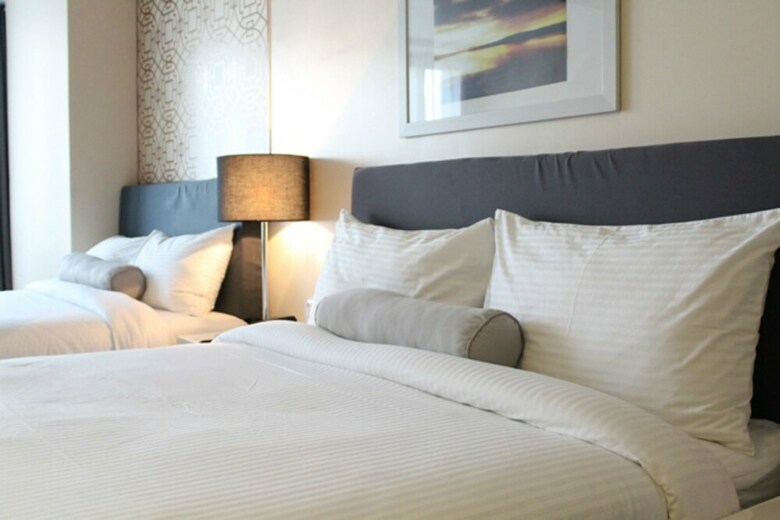 Hotel Csuites At Two Central Residences