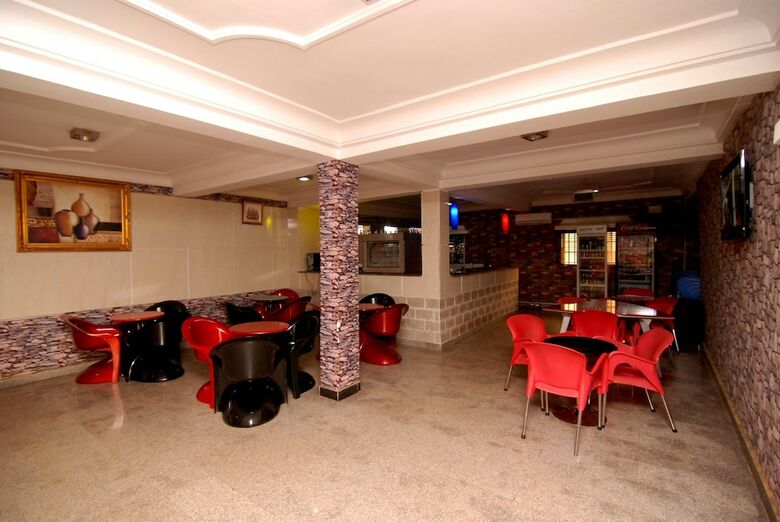 Lapour Hotels Ltd