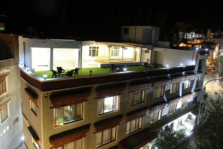 Hotel Chonjor Residency