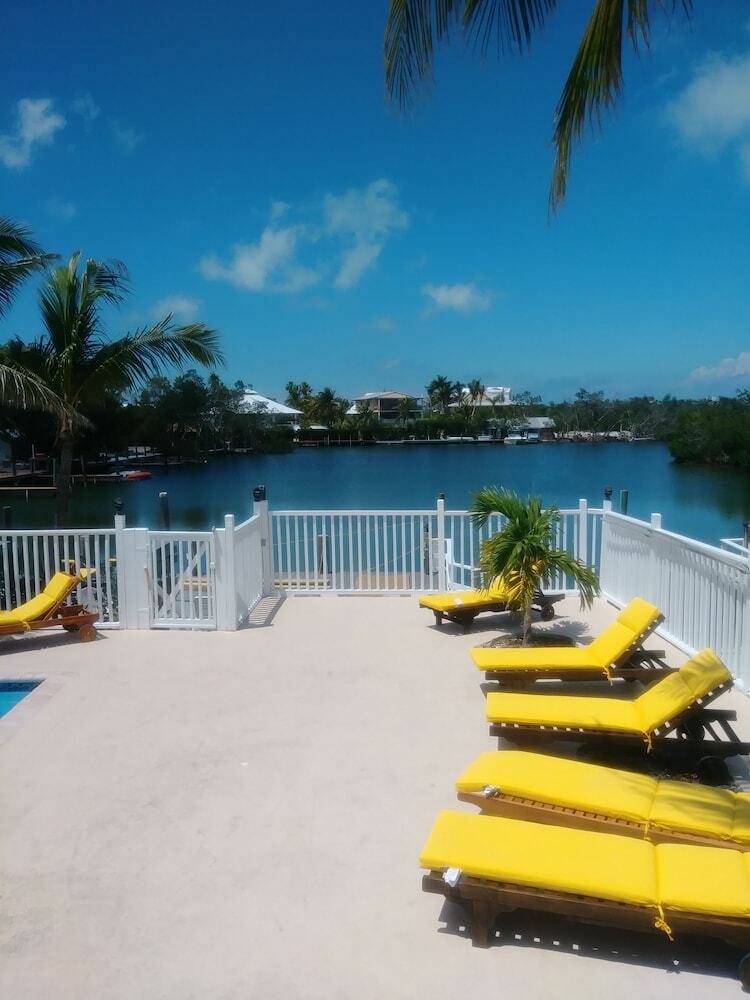 Motel Kingsail Resort