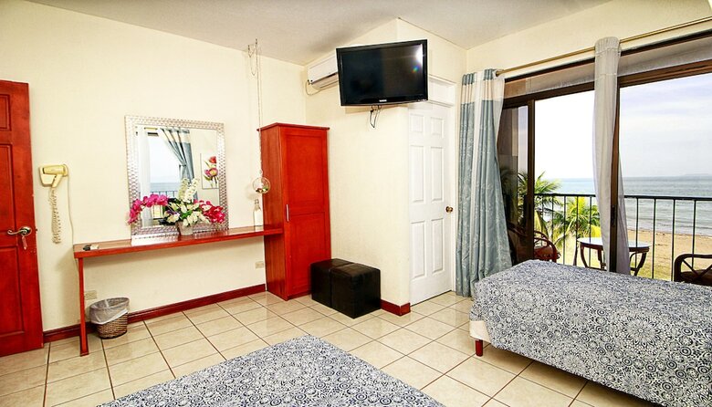 Hotel Las Brisas