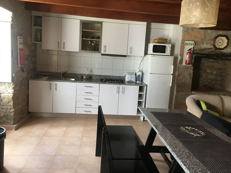 Apartamentos Casal S�o Jo�o Cottages