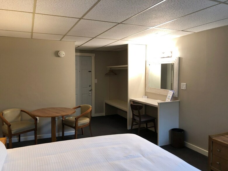 Posada Clear River Inn