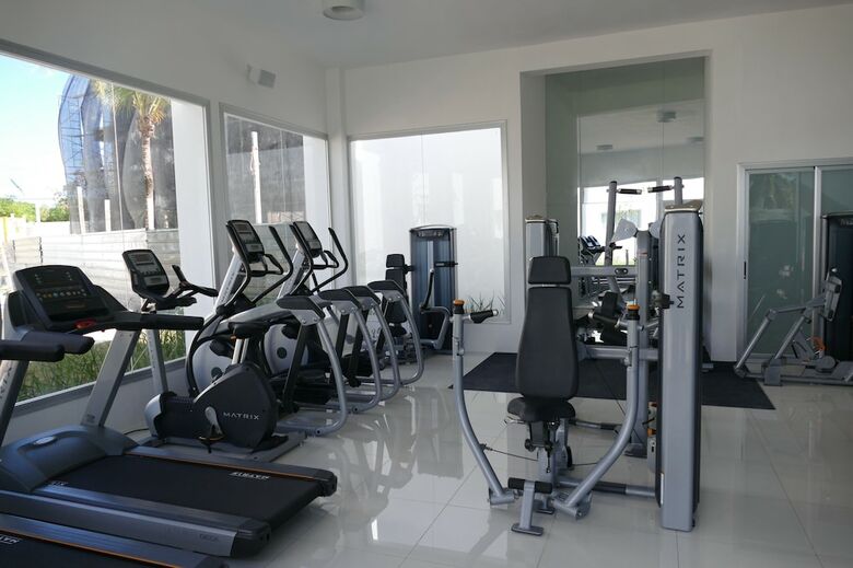 Beach Front Luxury Apartment - Bluebeach