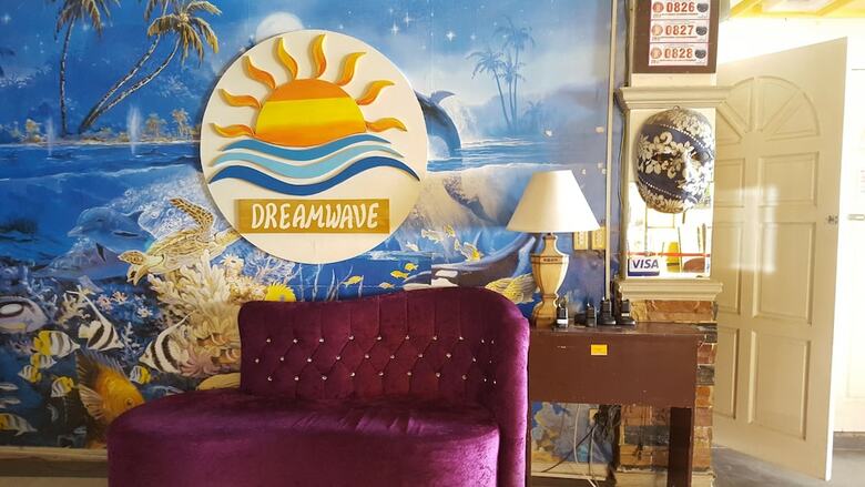 Dreamwave Hotel Puerto Galera