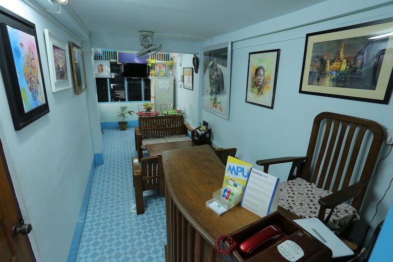 Hotel Chan Myae Thar Guest House Yangon