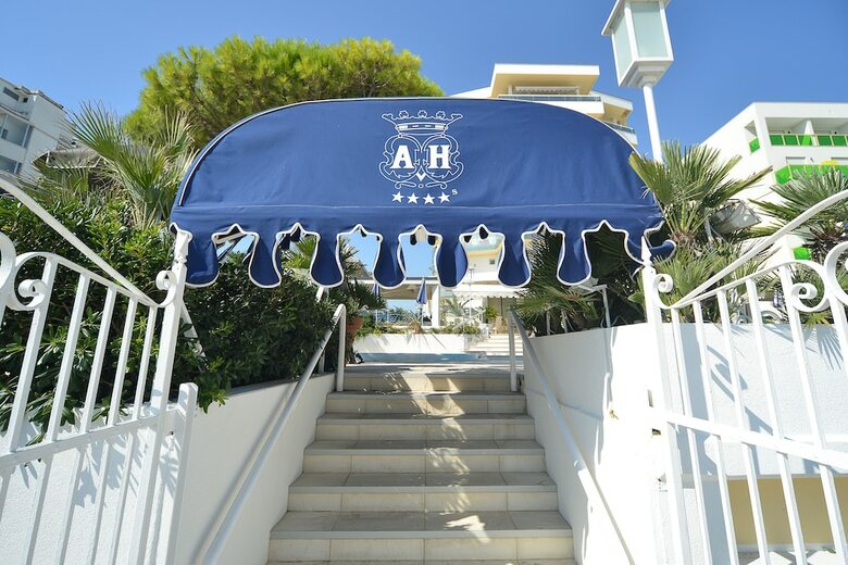 Hotel Anthony