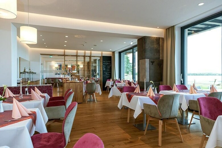 Hotel See- Und Waldresort Gr�bern