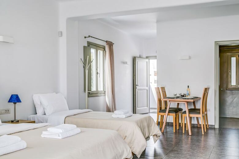 Blue Senses Villas