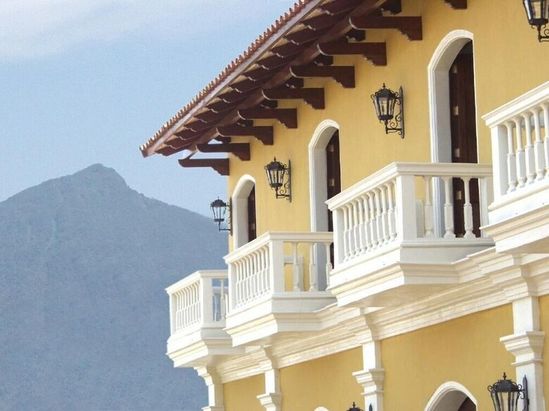 Hotel La Gran Francia