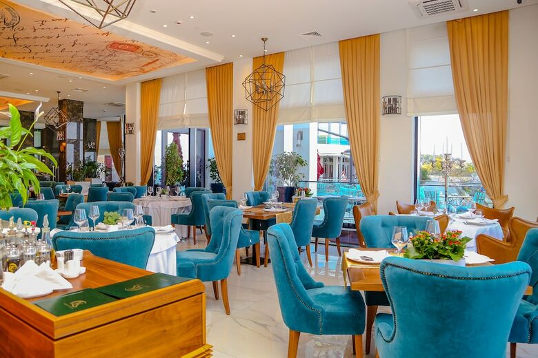 Kalamper Hotel & Spa